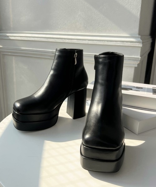 moment+（モーメントプラス）の「ダブルストームスクエアトゥショートブーツ（ブーツ・レディース・ブラック/アイボリー・L/M/LL/S）」の14枚目の写真