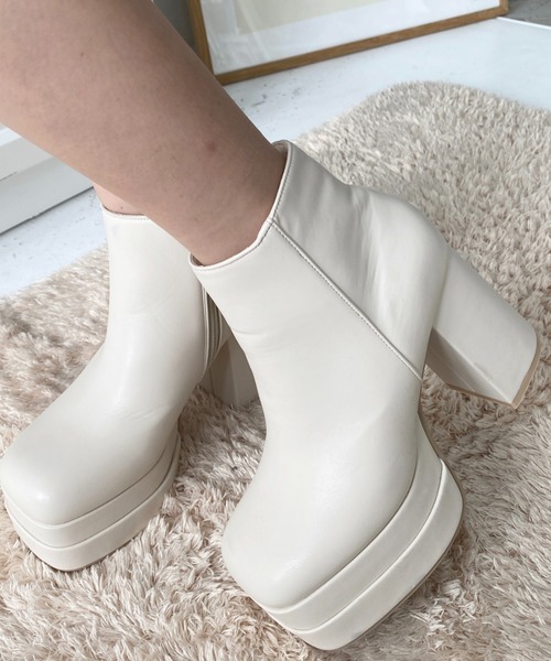 moment+（モーメントプラス）の「ダブルストームスクエアトゥショートブーツ（ブーツ・レディース・ブラック/アイボリー・L/M/LL/S）」の8枚目の写真