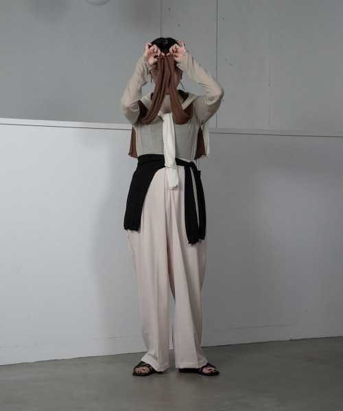 lawgy（ラウジー）の「sheer mellow 2way tops（Tシャツ/カットソー・レディース・ブラック/ブラウン/アイボリー/グレイッシュベージュ・FREE）」の7枚目の写真