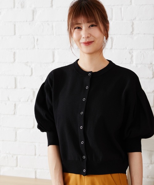 acro(アクロ)の「ドットボタンボリューム5分袖カーディガン/AC1473(カーディガン/ボレロ・レディース・ベージュ/ブルー/オレンジ/パープル/ブラック・フリ-)」の2枚目の写真