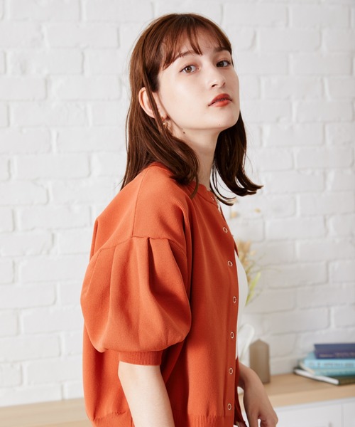 acro(アクロ)の「ドットボタンボリューム5分袖カーディガン/AC1473(カーディガン/ボレロ・レディース・ベージュ/ブルー/オレンジ/パープル/ブラック・フリ-)」の6枚目の写真