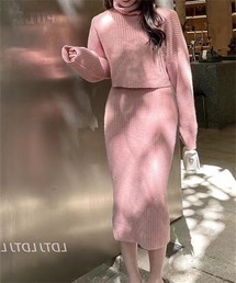 タートルネックプルオーバー×ノースリワンピ リブニットセットアップ