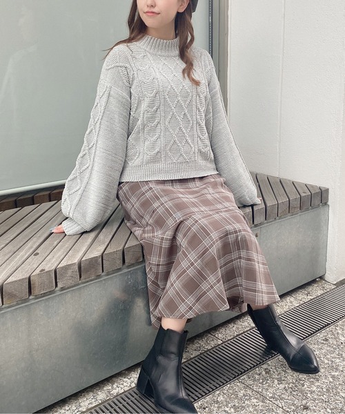 TORTE（トルテ）の「モールケーブルニット（ニット/セーター・レディース・ホワイト/ライトグリーン/パープル/ライトピンク・FREE）」の2枚目の写真