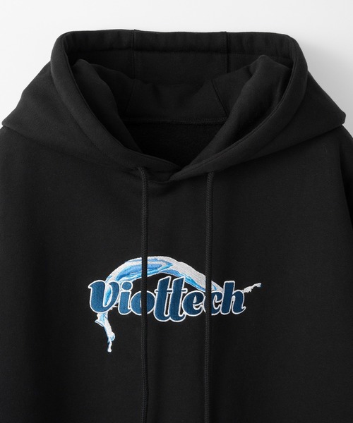 D.TT.K（ディティーティーケー）の「D.TT.K VIOTTECH HOODIE 刺繍