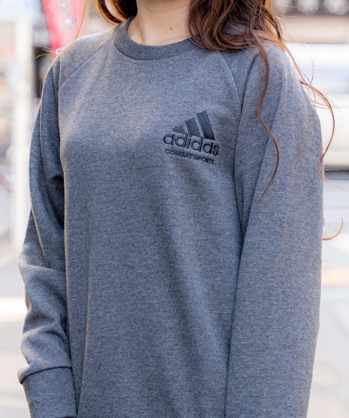 adidas（アディダス）の「adidas combat sports / ゆったりラグランシルエット ワンポイントロゴ刺繍 スウェット クルーネック（スウェット・レディース・チャコール/ブラック/グリーン・M/L）」の16枚目の写真