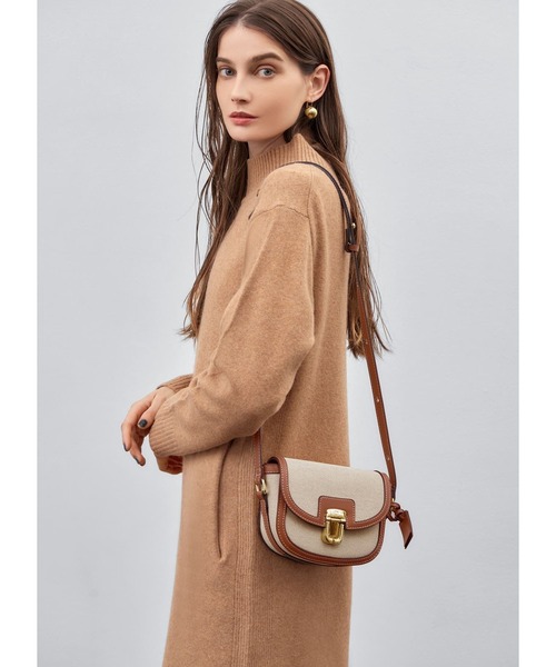 STYLE DELI（スタイルデリ）の「ステッチスモールショルダーバッグ（ショルダーバッグ・レディース・ベージュ/ブラック・FREE）」の12枚目の写真