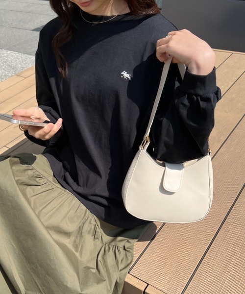 POLOCHAMPS(ポロチャンプス)の「POLOCHAMPS/ポロチャンプス 別注 ワンポイント刺繍 ボリューム袖ロンT(Tシャツ/カットソー・レディース・ブラック/ライラック/ホワイト/ライトグレー/ベージュ・FREE)」の16枚目の写真