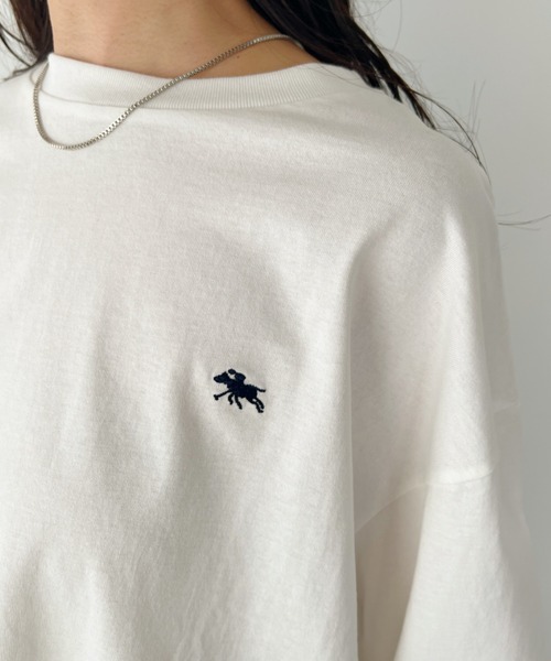 POLOCHAMPS(ポロチャンプス)の「POLOCHAMPS/ポロチャンプス 別注 ワンポイント刺繍 ボリューム袖ロンT(Tシャツ/カットソー・レディース・ブラック/ライラック/ホワイト/ライトグレー/ベージュ・FREE)」の11枚目の写真