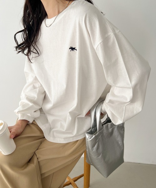 POLOCHAMPS(ポロチャンプス)の「POLOCHAMPS/ポロチャンプス 別注 ワンポイント刺繍 ボリューム袖ロンT(Tシャツ/カットソー・レディース・ブラック/ライラック/ホワイト/ライトグレー/ベージュ・FREE)」の8枚目の写真