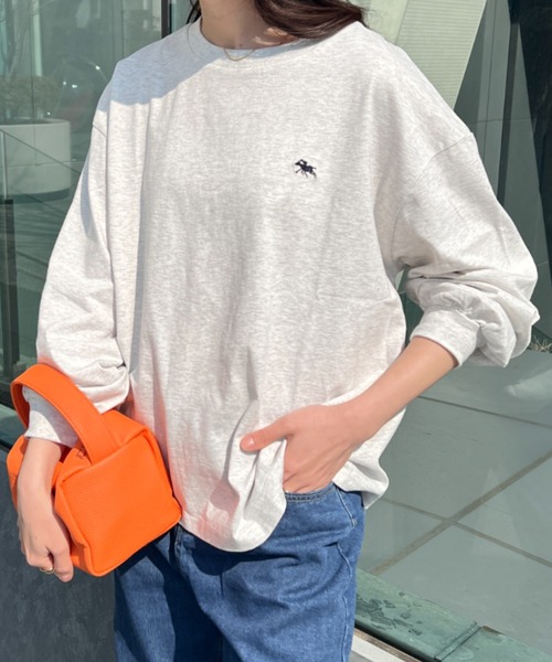 POLOCHAMPS(ポロチャンプス)の「POLOCHAMPS/ポロチャンプス 別注 ワンポイント刺繍 ボリューム袖ロンT(Tシャツ/カットソー・レディース・ブラック/ライラック/ホワイト/ライトグレー/ベージュ・FREE)」の21枚目の写真