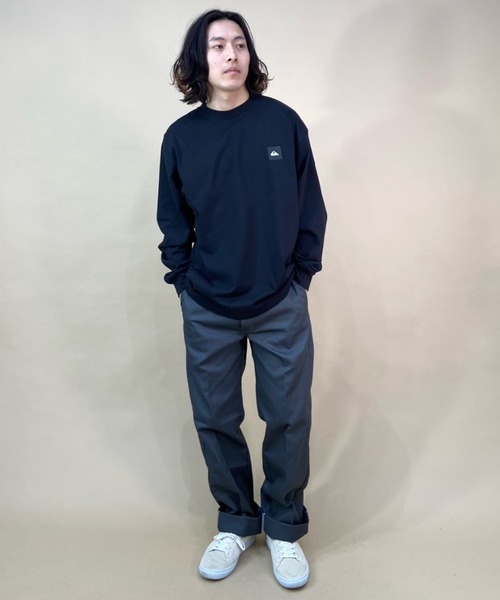 Quiksilver(クイックシルバー)の「【ムラサキスポーツ別注】QUIKSILVER/クイックシルバー バックプリントロンT オーバーサイズ/スクエアロゴ ペイズリー柄 バンダナ柄/クルーネック ロングスリーブTee QLT231620M(Tシャツ/カットソー・メンズ・ブラック/ホワイト/ライム・L/M)」の18枚目の写真