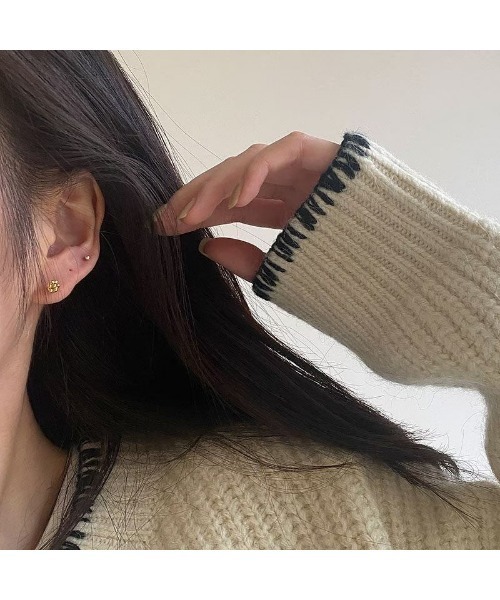 mou(モウ)の「S925 ドットミニミニピアス(ピアス(両耳用)・レディース・シルバー/ゴールド・FREE)」の8枚目の写真