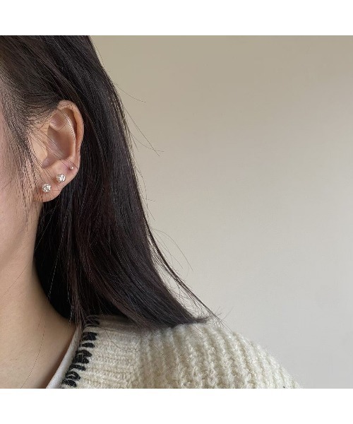 mou(モウ)の「S925 ドットミニミニピアス(ピアス(両耳用)・レディース・シルバー/ゴールド・FREE)」の4枚目の写真