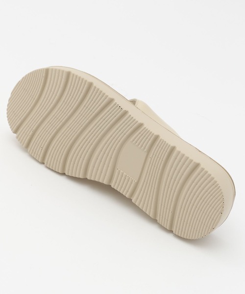 niko and...(ニコアンド)の「オリジナルモコトングサンダル(サンダル・レディース・ブラック/グレー/イエロー/アイボリー・SMALL/LARGE/MEDIUM)」の21枚目の写真