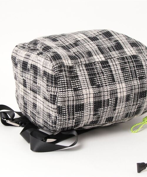 MANIUNO(マニウノ)の「MANIUNO(マニウノ) リュック(バックパック/リュック・メンズ・ブラック/ネイビー・FREE)」の5枚目の写真