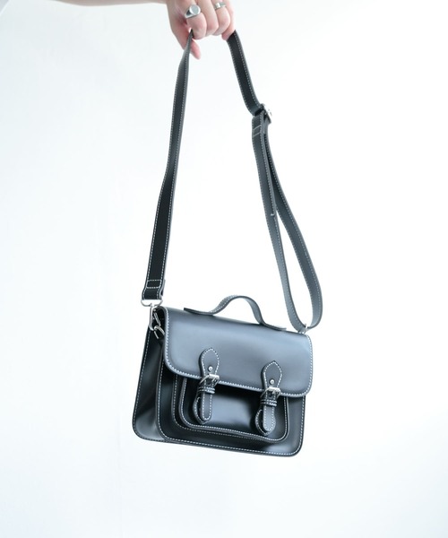 SENSE OF PLACE by URBAN RESEARCH（センスオブプレイスバイアーバンリサーチ）の「サッチェルショルダーバッグ（ショルダーバッグ・メンズ・ブラック/ブラック系その他・ONE）」の2枚目の写真