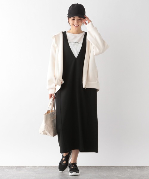 GLOBAL WORK(グローバルワーク)の「Vネックジャンスカ/176399(ジャンパースカート・レディース・オフホワイト/ブラック/カーキ・FREE)」の11枚目の写真