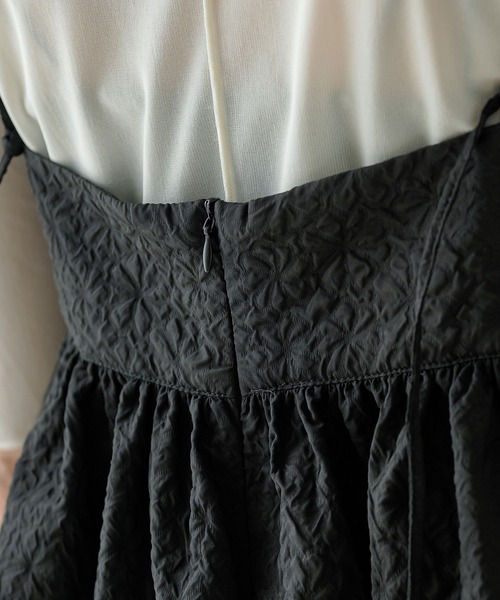 rectangle(レクタングル)の「ジャガードペプラムキャミ【セットアップ可】(シャツ/ブラウス・レディース・アイボリー/ブラック・FREE)」の8枚目の写真