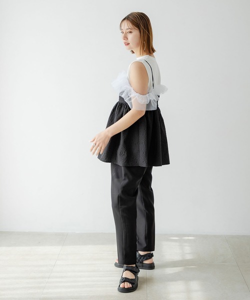 rectangle(レクタングル)の「ジャガードペプラムキャミ【セットアップ可】(シャツ/ブラウス・レディース・アイボリー/ブラック・FREE)」の13枚目の写真