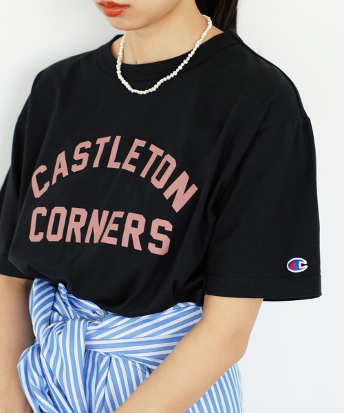 Champion（チャンピオン）の「【新色追加】別注【Champion×GeeRA】ロゴＴシャツ（Tシャツ/カットソー・レディース・ブラック/ブラック系その他/ホワイト/オフホワイト/ブラック系その他2/ホワイト系その他/ブラック系その他3/ホワイト系その他2・X-LARGE/LARGE/MEDIUM）」の21枚目の写真