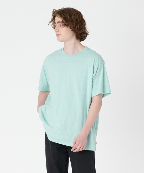 Levi's(リーバイス)の「Levi's/リーバイス RED TAB ビンテージ ジャガードTシャツ POPCORN JACQUARD PASTEL TURQUOISE(Tシャツ/カットソー・メンズ・ブルー・S/M/L/XL)」の1枚目の写真