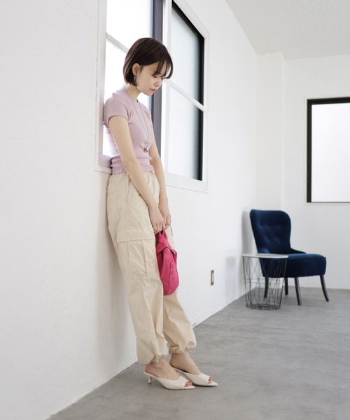 SESTO（セスト）の「ポインテッドトゥキトゥンヒールミュールサンダル（サンダル・レディース・ドット/ブラック/アイボリー/シルバー・S/M/L/LL/3L）」の9枚目の写真