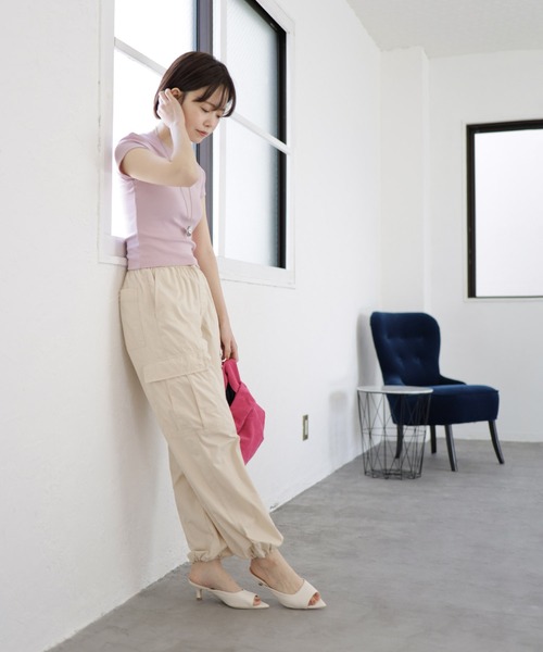 SESTO（セスト）の「ポインテッドトゥキトゥンヒールミュールサンダル（サンダル・レディース・ドット/ブラック/アイボリー/シルバー・S/M/L/LL/3L）」の12枚目の写真