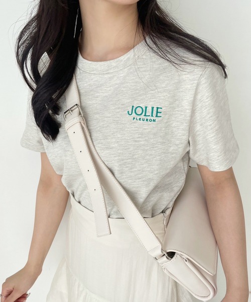 one after another NICE CLAUP(ワンアフターアナザーナイスクラップ)の「JOLIE ワンポイントロゴ刺繍T(Tシャツ/カットソー・レディース・オートミール/ホワイト系その他/レッド/オフホワイト・FREE)」の3枚目の写真