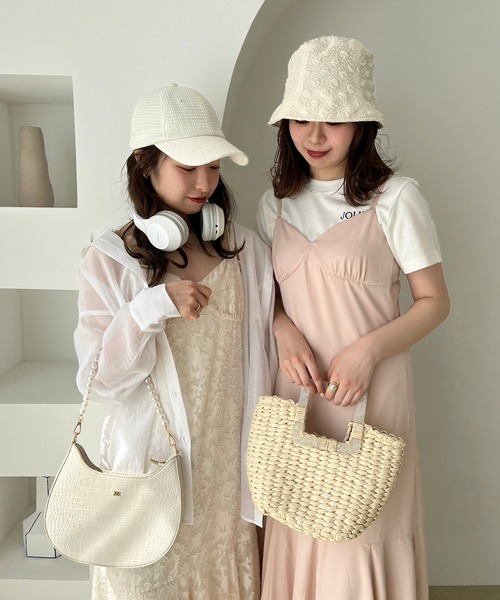 one after another NICE CLAUP(ワンアフターアナザーナイスクラップ)の「JOLIE ワンポイントロゴ刺繍T(Tシャツ/カットソー・レディース・オートミール/ホワイト系その他/レッド/オフホワイト・FREE)」の18枚目の写真