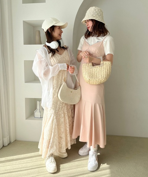 one after another NICE CLAUP(ワンアフターアナザーナイスクラップ)の「JOLIE ワンポイントロゴ刺繍T(Tシャツ/カットソー・レディース・オートミール/ホワイト系その他/レッド/オフホワイト・FREE)」の17枚目の写真