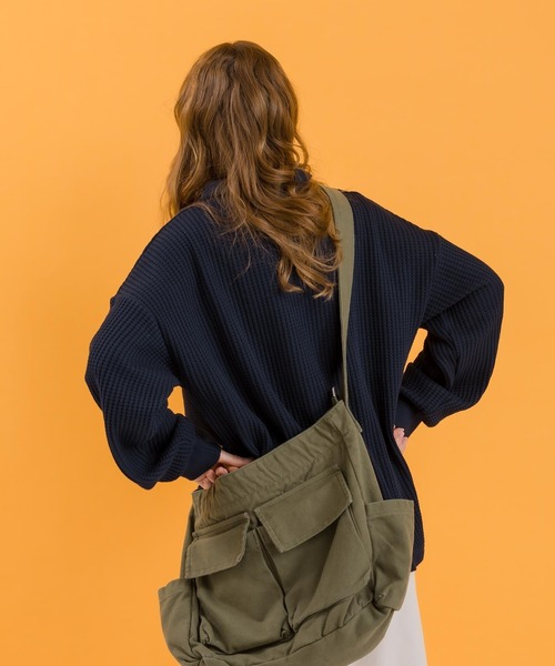 MUHET（ミュエータ）の「ワッフルポロシャツ（ポロシャツ・レディース・ネイビー/アイボリー/杢グレー・MEDIUM/X-LARGE）」の16枚目の写真