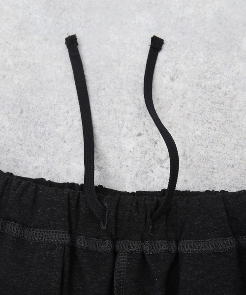 STILL BY HAND(スティルバイハンド)の「【STILL BY HAND / スティルバイハンド】ポンチイージーパンツ CS02231(スラックス・メンズ・チャコールグレー/ブラック・44/46)」の3枚目の写真