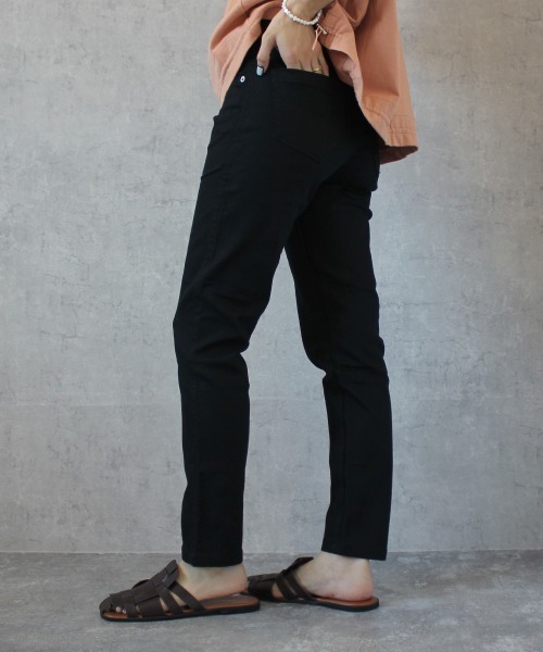 SELECT LEVERY（セレクトリベリー）の「接触冷感デニムスキニーパンツ（股下67ｃｍ）（デニムパンツ・レディース・ネイビー/ホワイト/ライトブルー/ブラック/ワンウォッシュ・MEDIUM/LARGE/X-LARGE）」の15枚目の写真