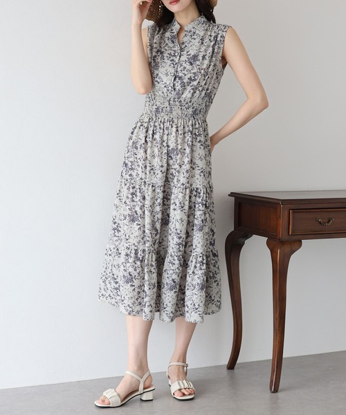 BLUEEAST（ブルーイースト）の「スタンドカラーティアードワンピース