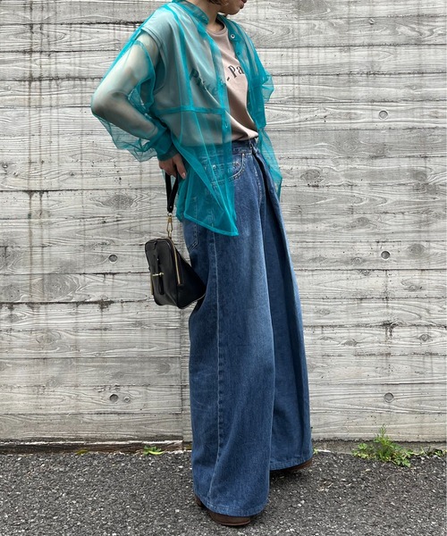 mi via loca（ミヴィアロカ）の「チュールバンドカラーシャツ（シャツ/ブラウス・レディース・ブラック/オフホワイト/ブルーグリーン・FREE）」の6枚目の写真