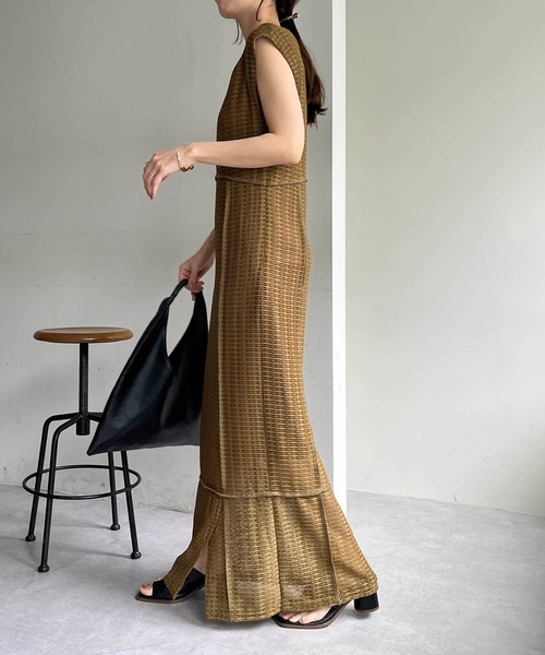 AGAWD（アガウド）の「〈AgAwd/アガウド〉メッシュブロッキングワンピース（ワンピース・レディース・ブラック/ベージュ・FREE）」の4枚目の写真