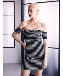 ENVYM | カップインオフショルワンピース(ワンピース)