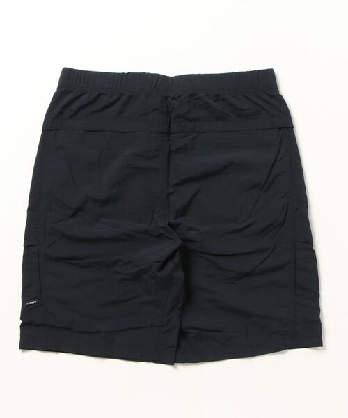 DESCENTE（デサント）の「【別注】デサント  Nylon Cargo Short 限定コラボ（その他パンツ・メンズ・ブラック・LL/M/L）」の2枚目の写真