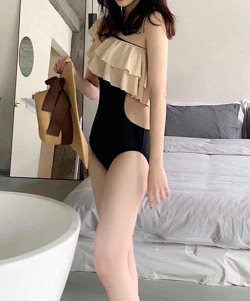 Dita Muaj.（ディータムアージュ）の「ワンショルダーオープンバックフリル 水着（水着・レディース・ブラック・M/L/XL）」の5枚目の写真