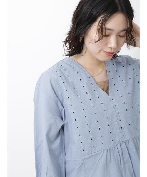 新品★サマンサモスモス★blue★後リボン*シフリー刺繍*総レース刺繍ブラウス Samansa Mos2 blue（サマンサモスモスブルー）の「◎刺繍