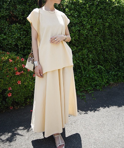 and it_(アンドイット)の「コットンリネンナチュラルセットアップ(セットアップ・レディース・ダークネイビー/キャメル/ナチュラル・L/M)」の1枚目の写真