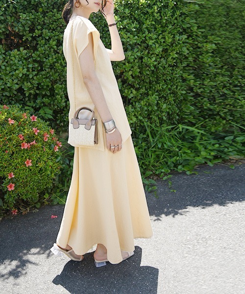 and it_(アンドイット)の「コットンリネンナチュラルセットアップ(セットアップ・レディース・ダークネイビー/キャメル/ナチュラル・L/M)」の4枚目の写真