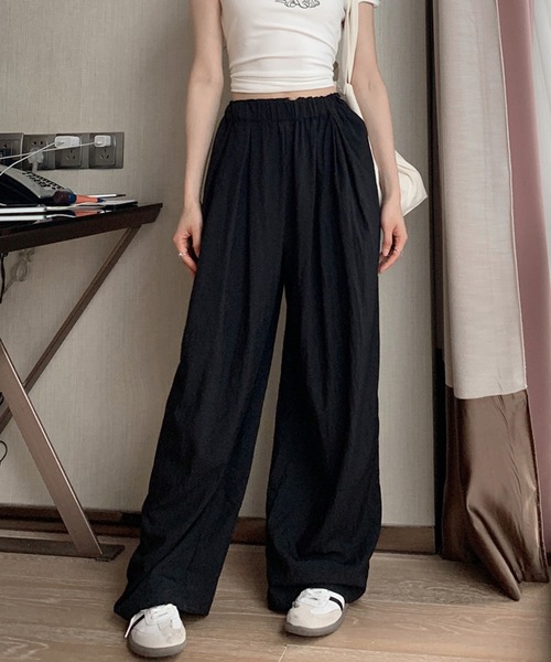 aimoha(アイモハ)の「ゆったり ワイドパンツ(スウェットパンツ・レディース・ブラック・MEDIUM/SMALL/LARGE)」の1枚目の写真