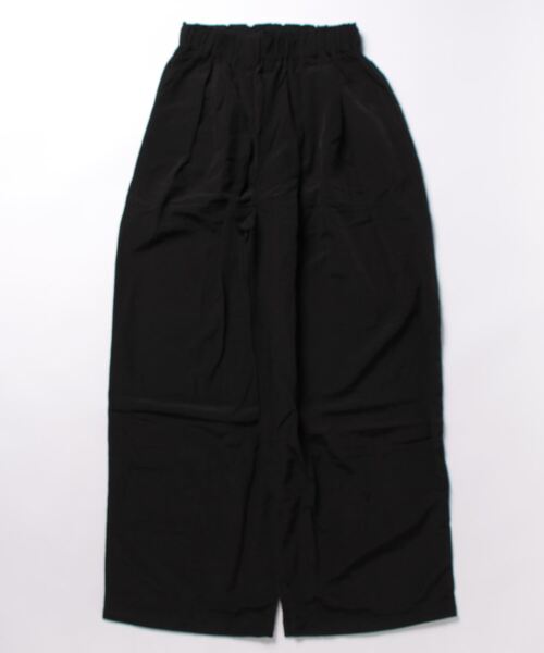 aimoha(アイモハ)の「ゆったり ワイドパンツ(スウェットパンツ・レディース・ブラック・MEDIUM/SMALL/LARGE)」の3枚目の写真