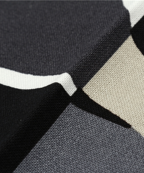 marimekko（マリメッコ）の「RUUTU-Unikko / BAG（エコバッグ/サブバッグ・レディース・ブラック/レッド/ピンク/グリーン/ブルー・FREE）」の10枚目の写真