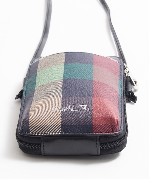 Arnold Palmer（アーノルドパーマー）の「ビッグパーマーチェック スマホショルダー（ショルダーバッグ・レディース・ブラック/ベージュ・F）」の7枚目の写真