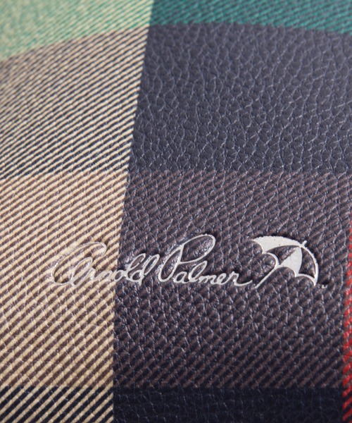 Arnold Palmer（アーノルドパーマー）の「ビッグパーマーチェック スマホショルダー（ショルダーバッグ・レディース・ブラック/ベージュ・F）」の8枚目の写真