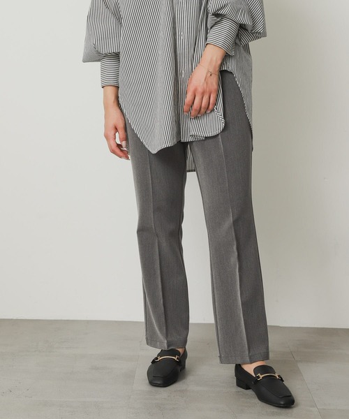 SENSE OF PLACE by URBAN RESEARCH（センスオブプレイスバイアーバンリサーチ）の「センタープレスセミフレアパンツ（スラックス・レディース・グレー/ベージュ/ブラック・X-SMALL/SMALL/TALL/MEDIUM/LARGE）」の10枚目の写真
