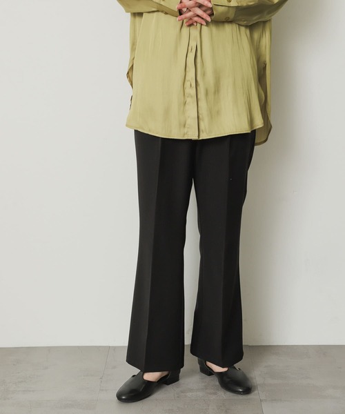 SENSE OF PLACE by URBAN RESEARCH（センスオブプレイスバイアーバンリサーチ）の「センタープレスセミフレアパンツ（スラックス・レディース・グレー/ベージュ/ブラック・X-SMALL/SMALL/TALL/MEDIUM/LARGE）」の14枚目の写真