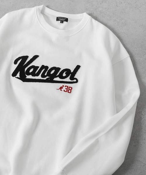KANGOL（カンゴール）の「【別注】 【KANGOL】 ロゴ 刺繍 ビッグシルエット 長袖 スウェット トレーナー（スウェット・メンズ・ブラック系1/チャコール/ホワイト系/ネイビー系/ブラック/ホワイト/オートミール/グレー系/ブラック系/アイボリー系/アイボリー/ネイビー/ホワイト系1/杢グレー/ダークグリーン/ブルー/グレー系1/ネイビー系1・LARGE/MEDIUM/X-LARGE）」の4枚目の写真